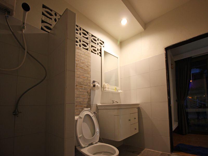 Simple Life Talay & Divers Resort Koh Tao Exterior photo